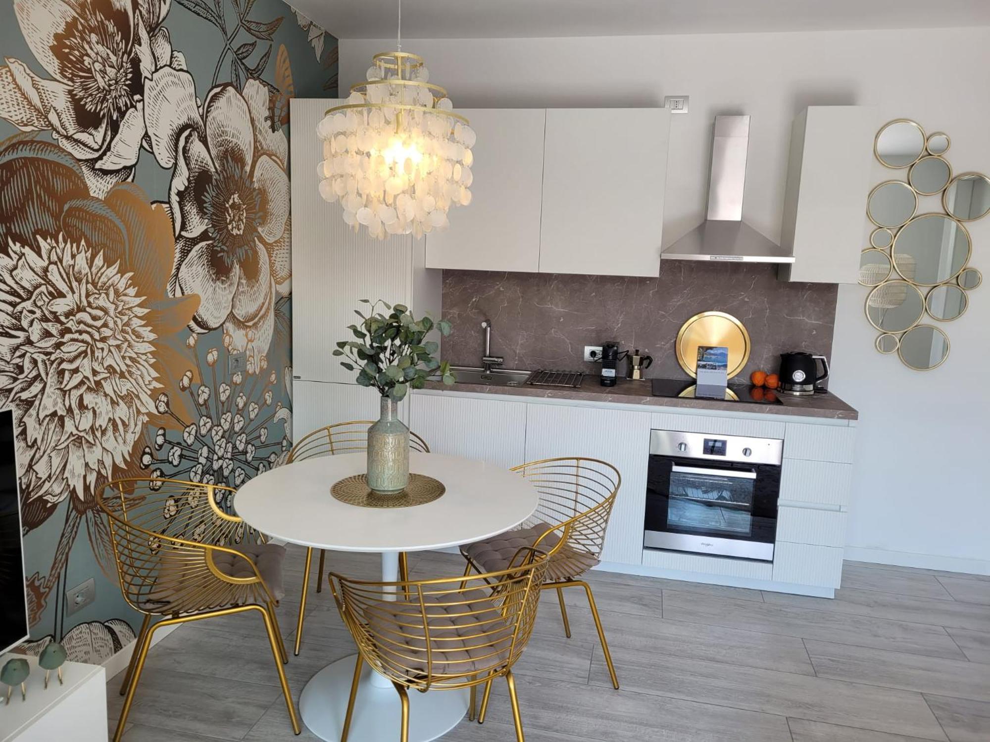 Lago-Apartment Midy, Sfeervol, Zwembad, Airco Domaso Εξωτερικό φωτογραφία